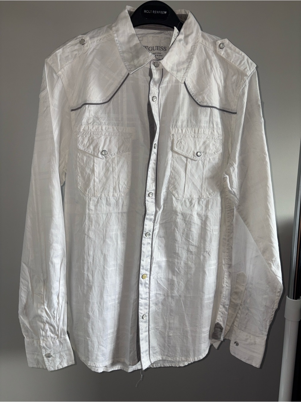 NWT GUESS White Button-Up Shirt with Logo Tag